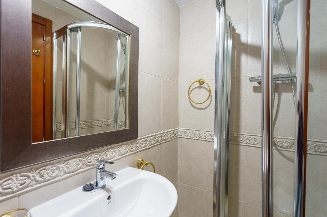 Malagasuite Carihuela Seaviews Torremolinos Eksteriør bilde